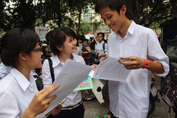 Đề thi môn Hóa học vừa sức, nhiều thí sinh hoàn thành bài thi sớm